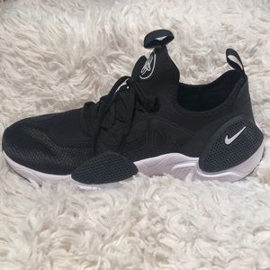 Nike Huarache E.D.G.E shoe BRAND NEW.